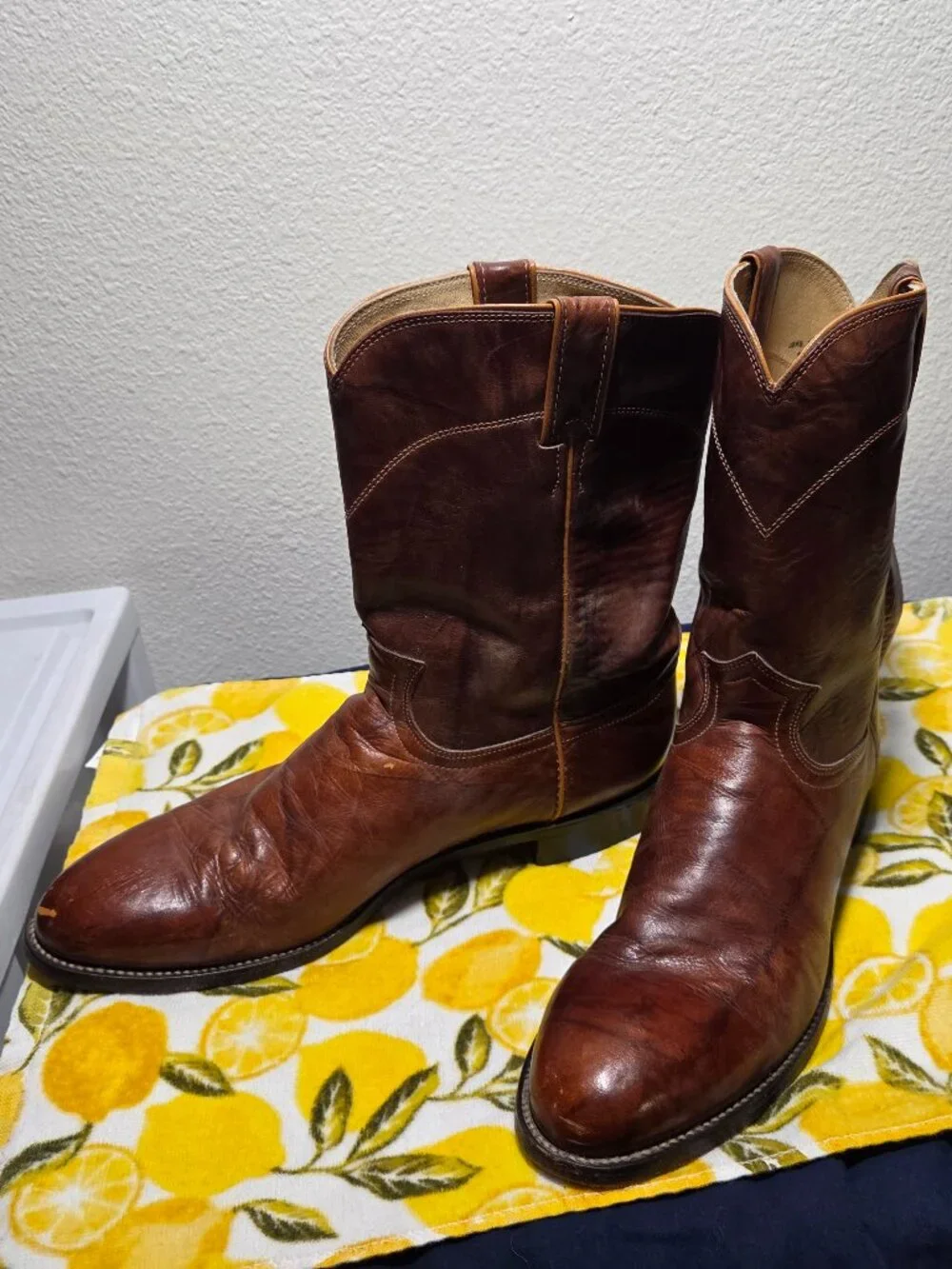Justin cowboy boots size 11.5